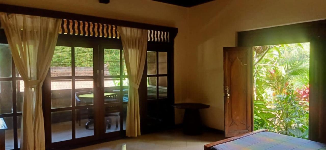 Family Guest House Ubud Eksteriør billede